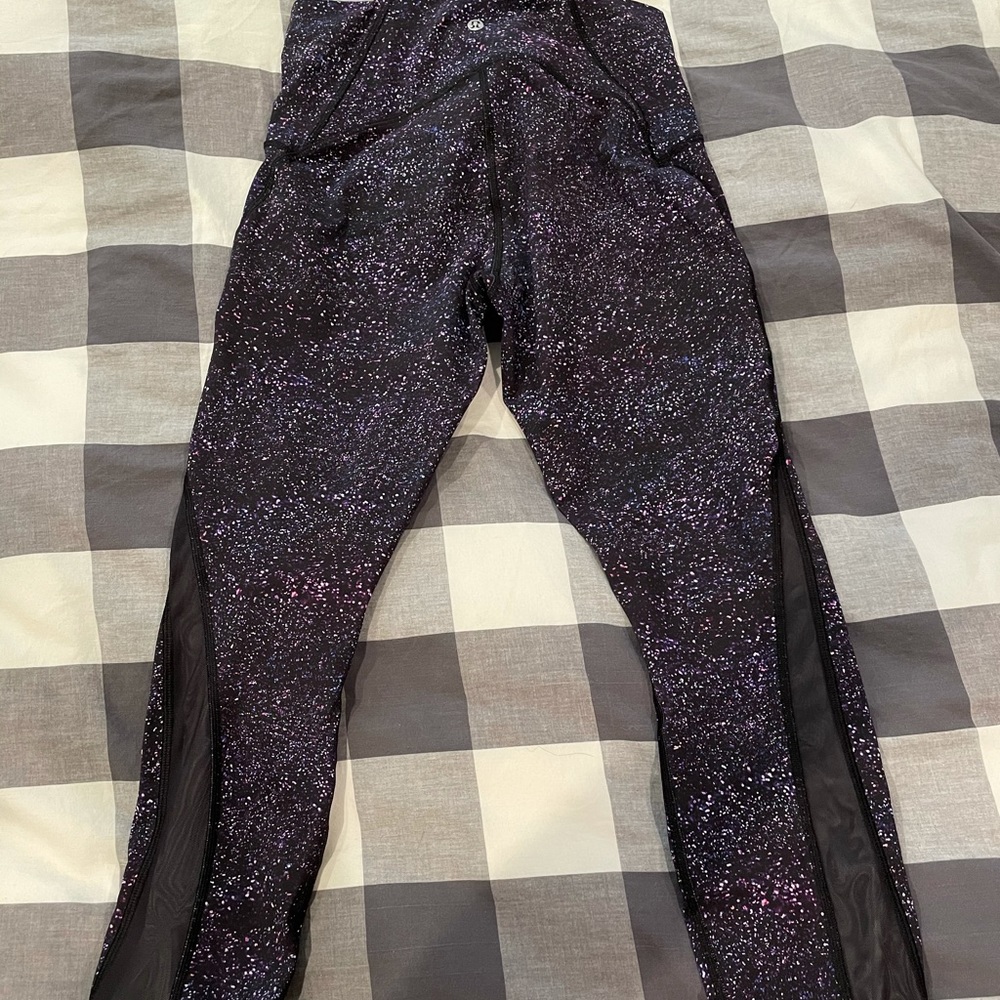 Lululemon train times 7/8 leggings size 8